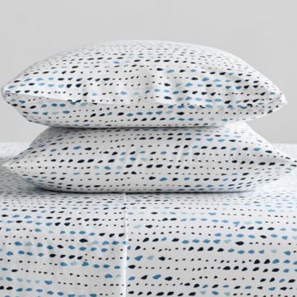 West Elm Organic Pebble Dots Pillowcase, Standard, Set of 2 - Midnight - NWT - Picture 1 of 5